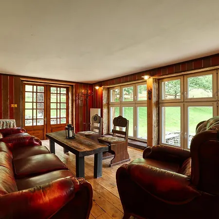 Studeny Zejf Lodge